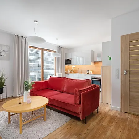 Urban Chic - Large & Stylish, Metro Nearby Grzybowska 85-5 Apartman
