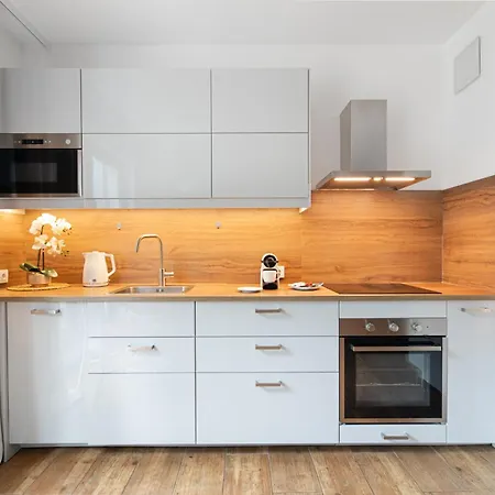 Apartman Urban Chic - Large & Stylish, Metro Nearby Grzybowska 85-5